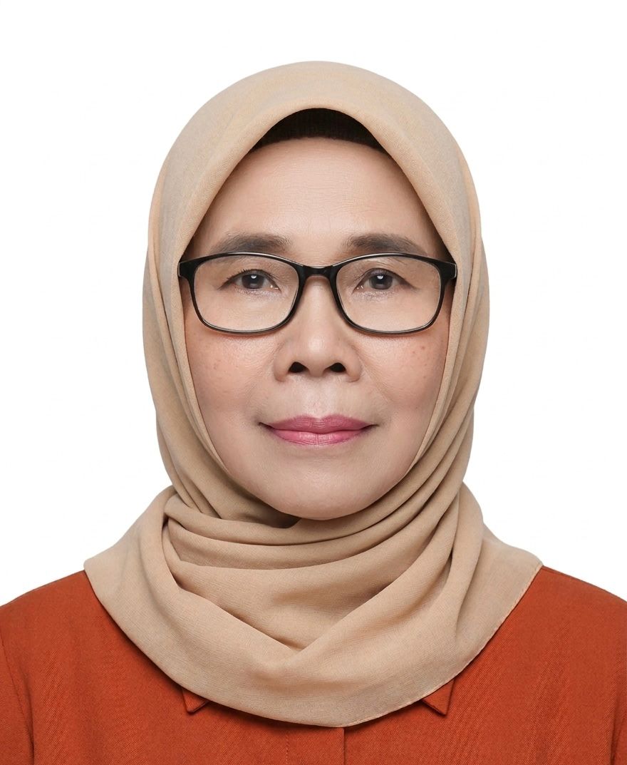 Hj. Suryani Yusi, SH., M. Hum. 